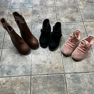 LOT toddler girl boots and sneakers size 6